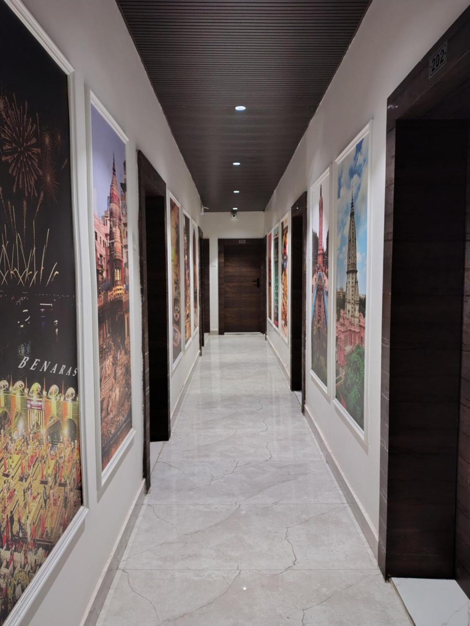 Hotel Mrk Varanasi Bagian luar foto